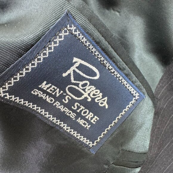 VTG Burberry 2 Piece Suit 42R Blazer 36X30 Pants Ventless Pinstripe USA Made - Picture 8 of 16